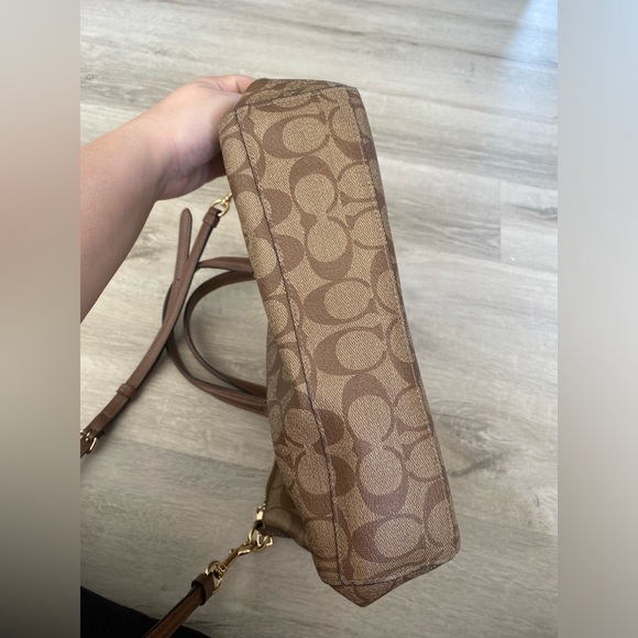 Signature Coach bag - Picture 8 of 8